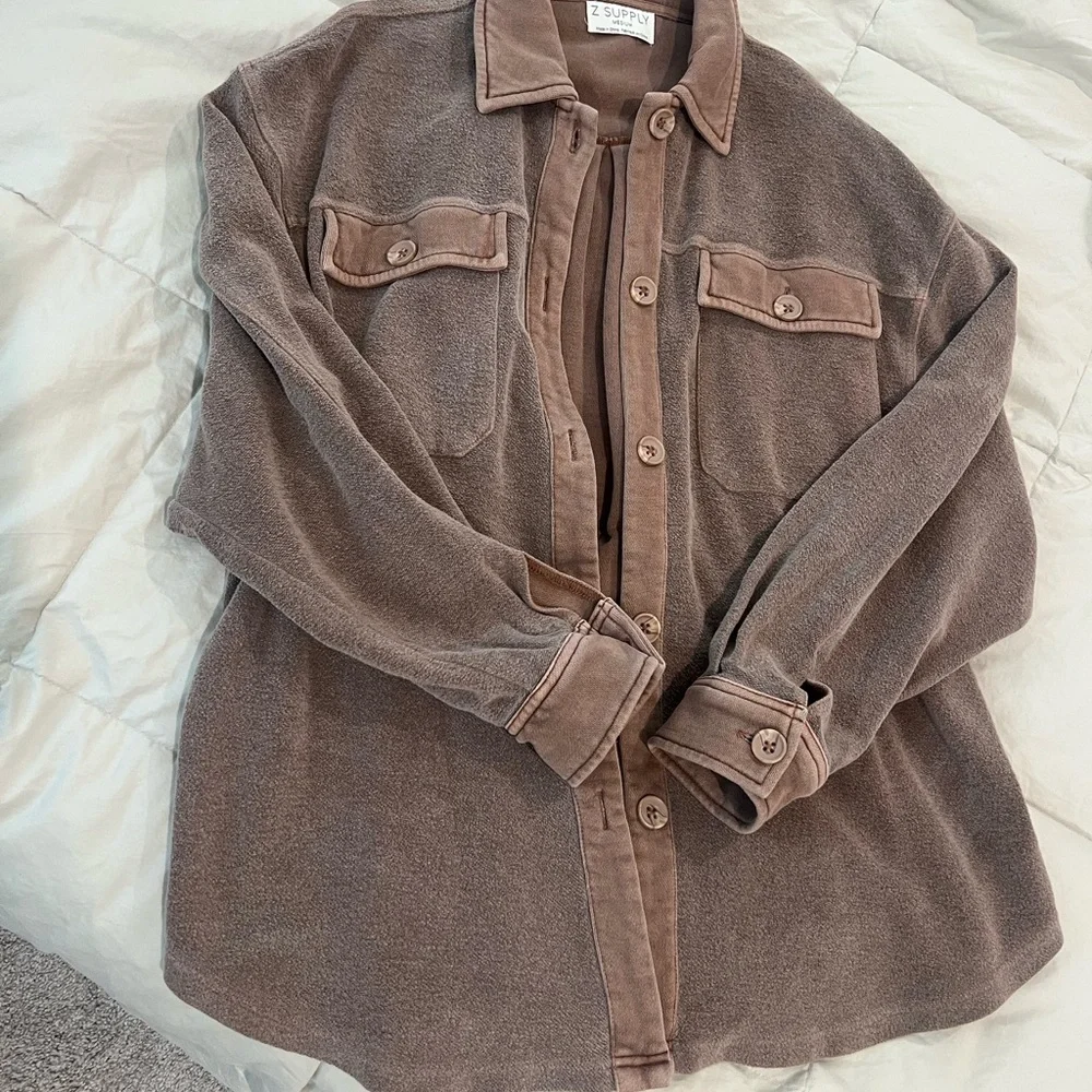 Z supply shacket - Picture 1 of 1